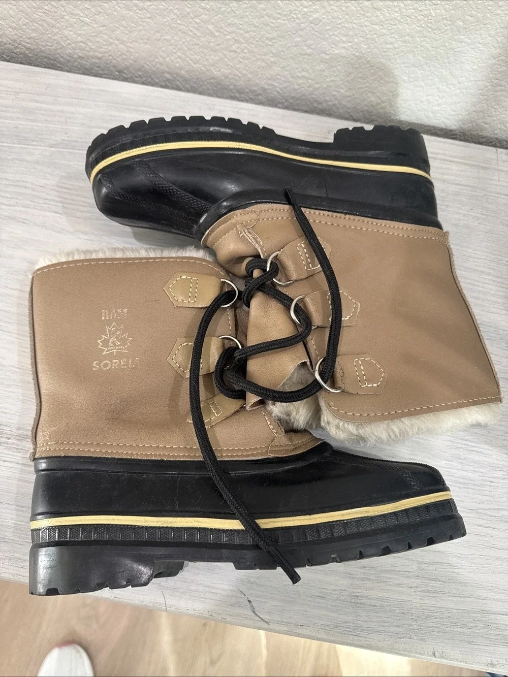 Sorel Caribou Ram Snow Winter Duck Boots Shoes Wool Leather Waterproof Women’s 5